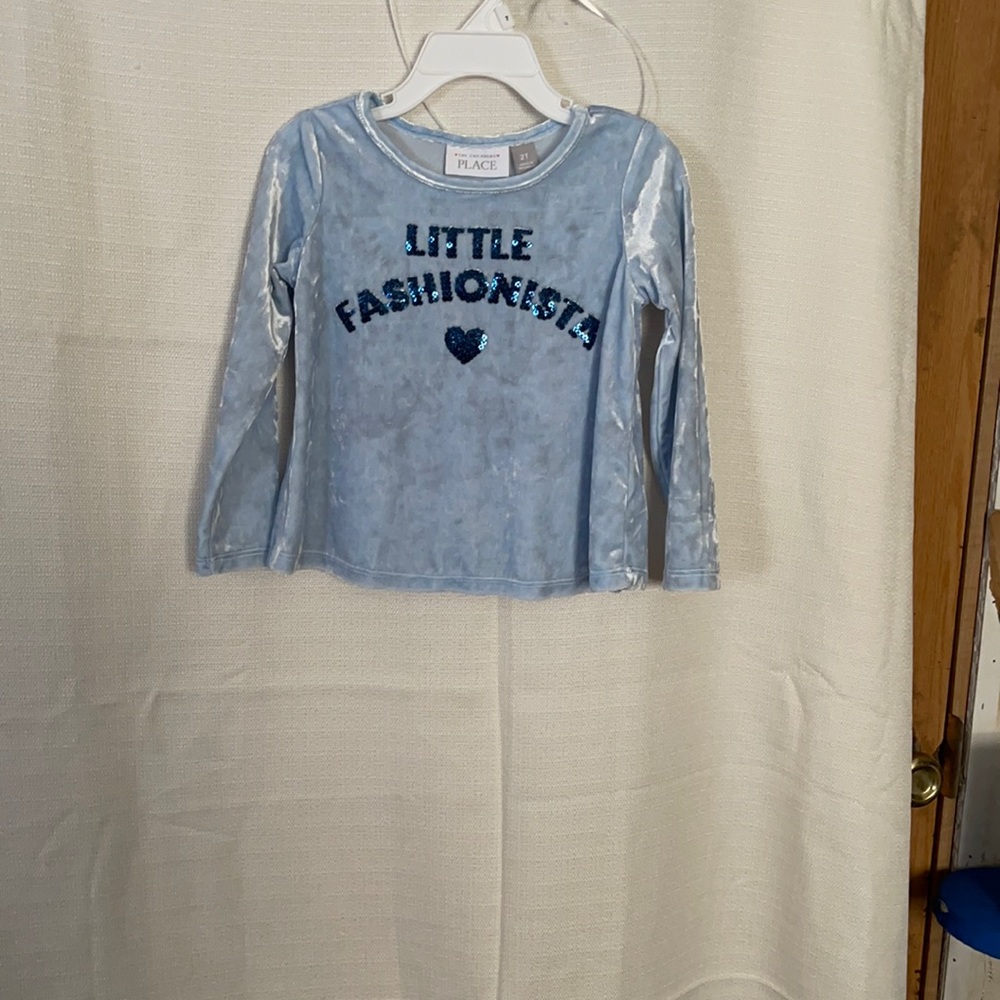 Children’s place velour size 2 girls shirt